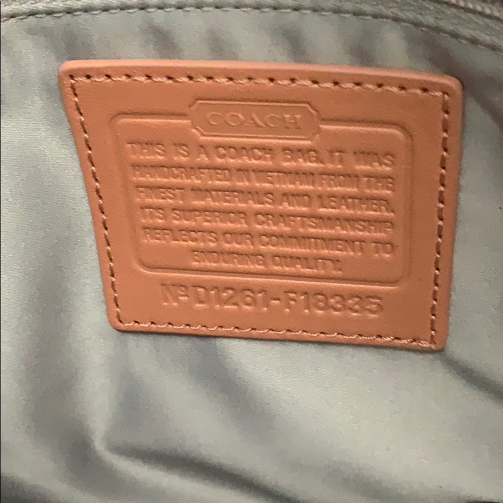 Handbag - Picture 4 of 6